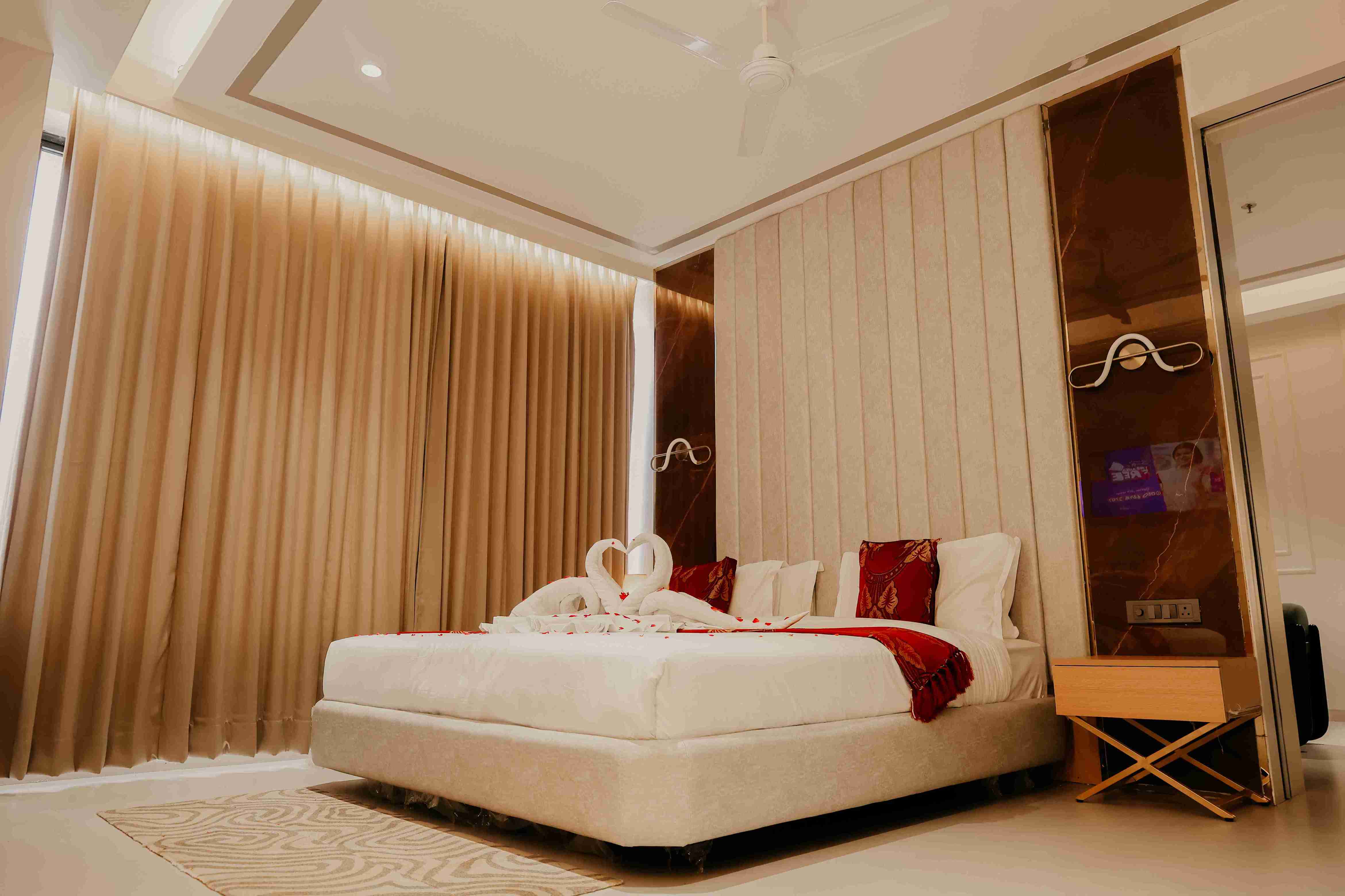 Sustainable Eco-Luxury Stay